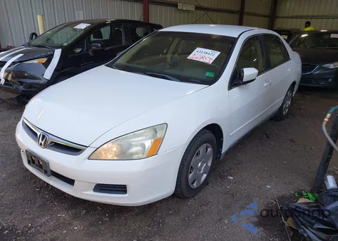 2007 Honda Accord 2.4 Lx из США, поврежденный, VIN 1HGCM56427A157592